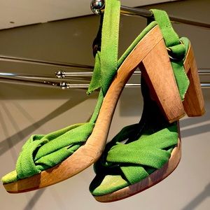 Zara Heels Green